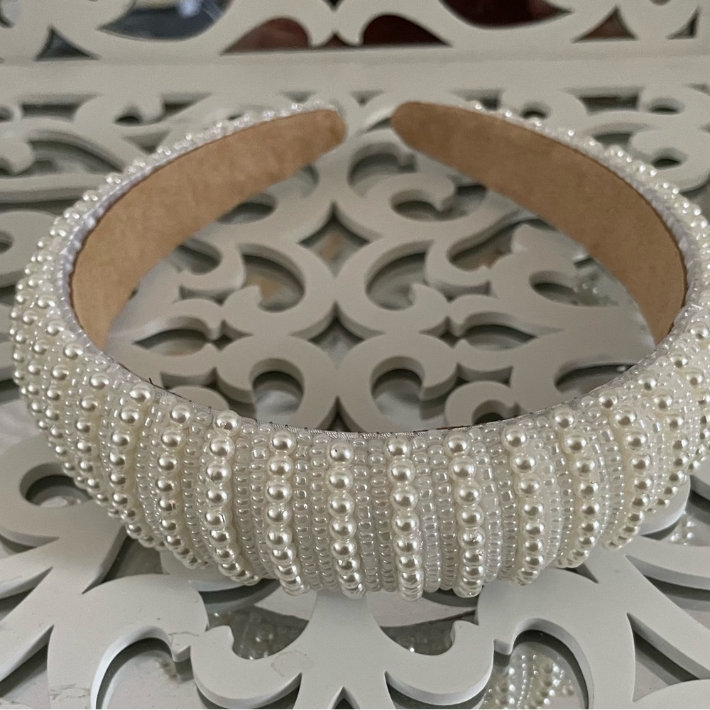 Head band pearl